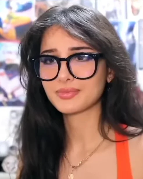 Portrait of SSSniperWolf